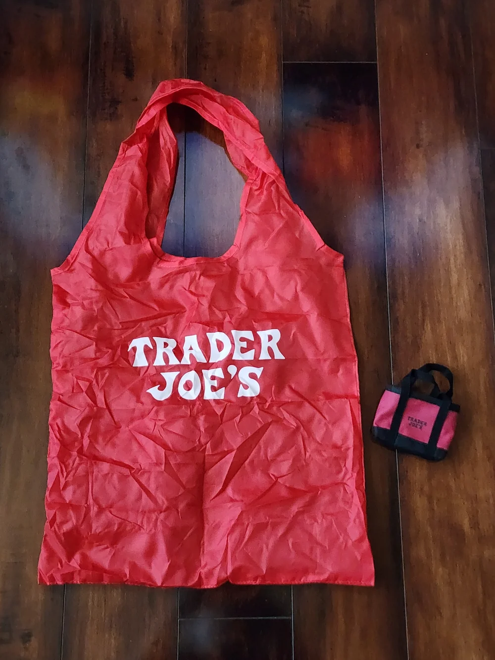 Trader Joe's Limited Edition Foldable Reusable Grocery Bag w/ Mini Storage Pouch